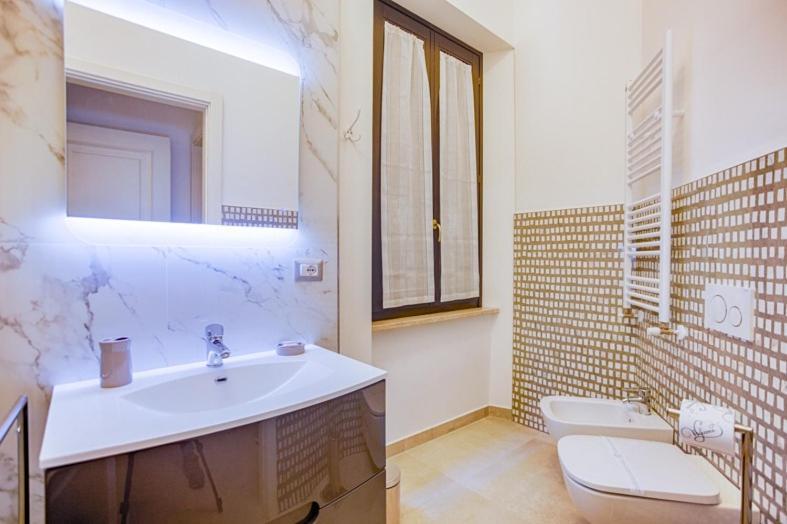 Villino Mari Camere Con Parcheggio Privato Gratuito Ascoli Piceno Buitenkant foto