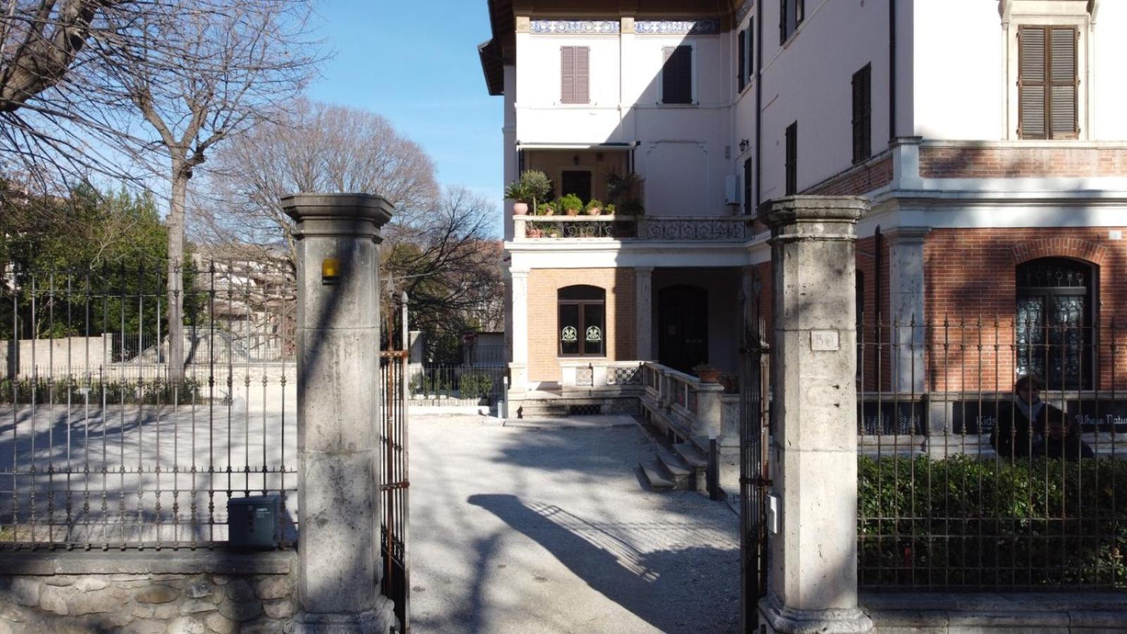 Villino Mari Camere Con Parcheggio Privato Gratuito Ascoli Piceno Buitenkant foto